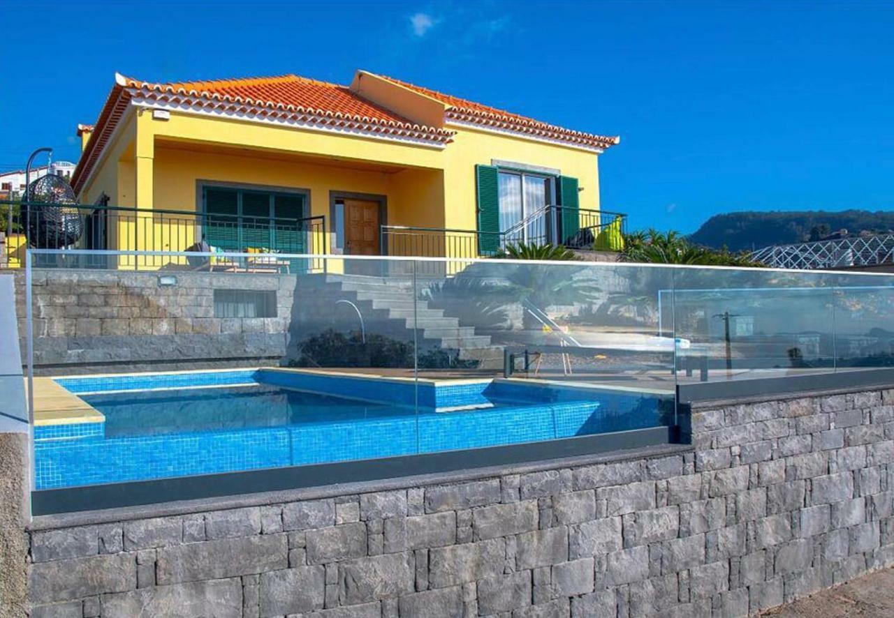 Villa Sunrise View By Madeira Sun Travel Santa Cruz  Exteriör bild